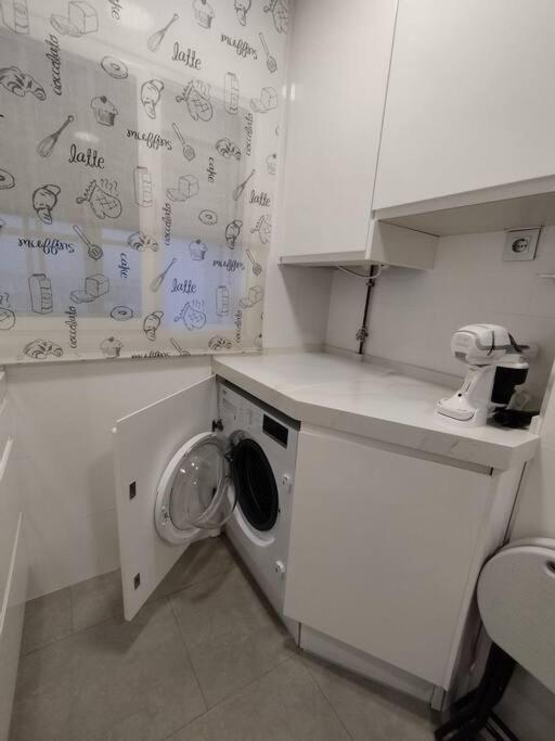 Apartamento En Jerez 3 Dormitorios Y 2 Banos Jerez de la Frontera Bagian luar foto